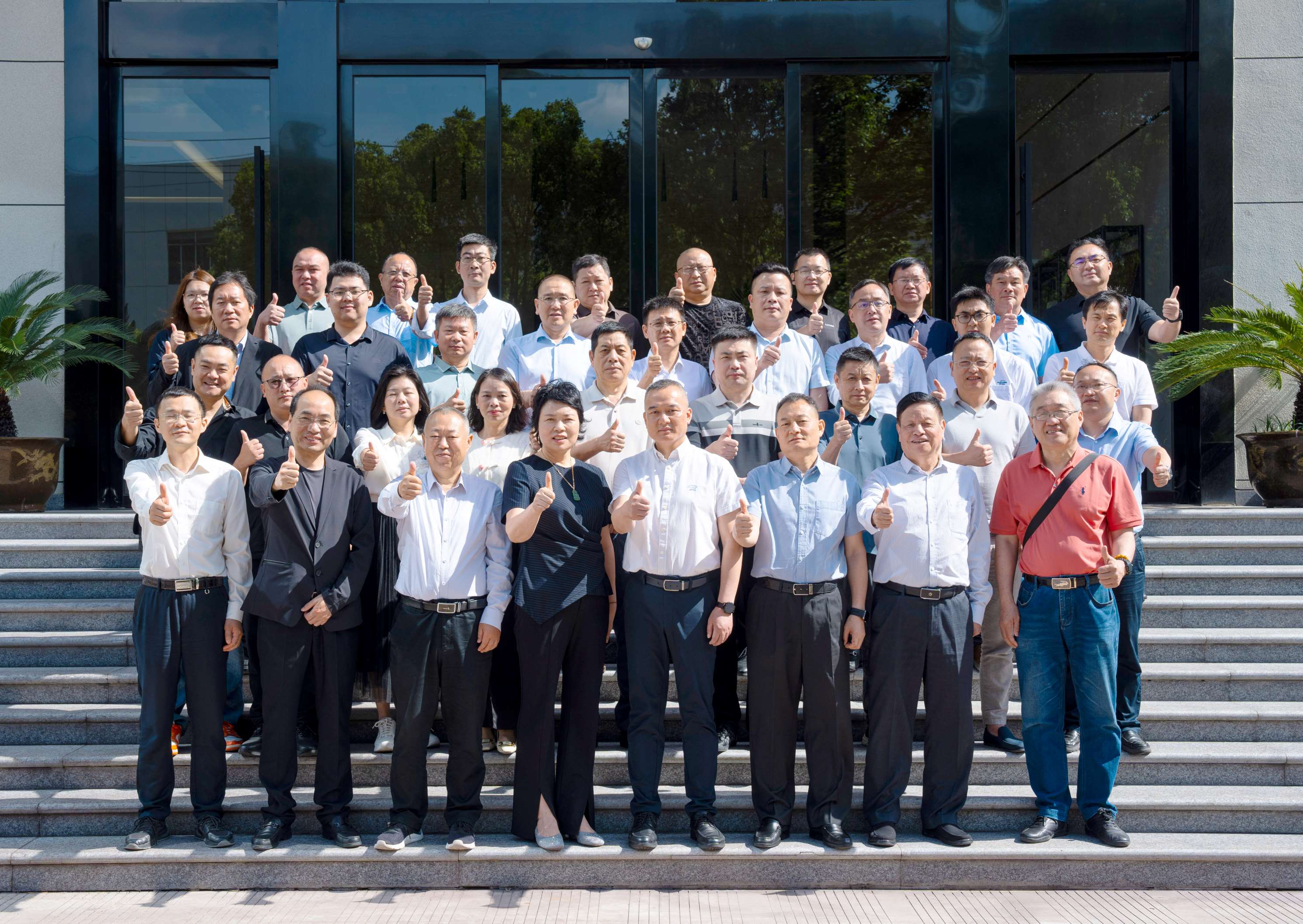 ���۹�ʶ��ͬӪ������K1������ϯ�е�ԪЭ����ӱ�ѹ���ֻ�ۻ�